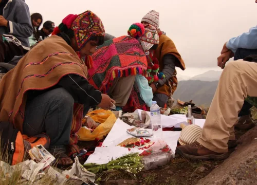 El Misticismo de los Andes y la Renovación Energética: Un Viaje al Corazón del Cusco
